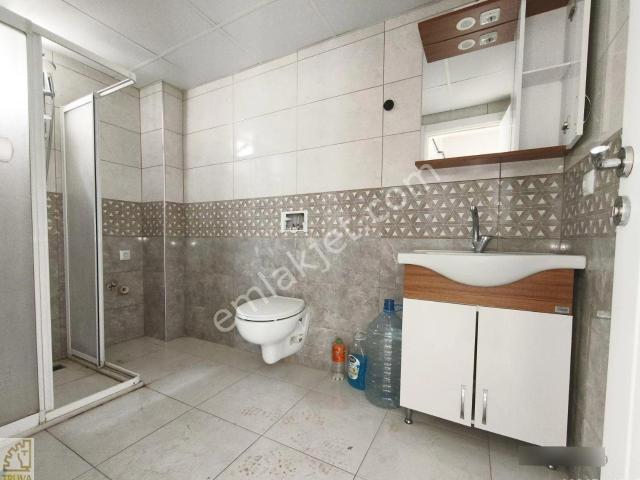 Truva Yağız'dan Eminevim'e Uygun Fırsat Net 64 M² 1+1