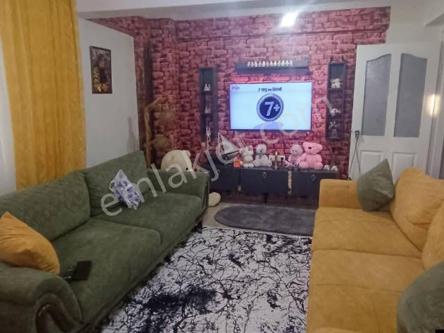 Truva Bahçelievler Mah. Çoban Market Civarı 2+1 95 M2 Daire