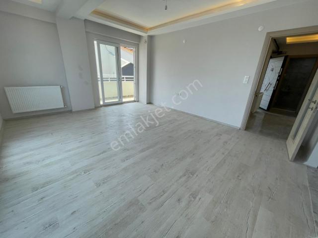 Truva Onur Gündüzcü'den Merkezi Lokasyonda Kiralık 2+1 Daire