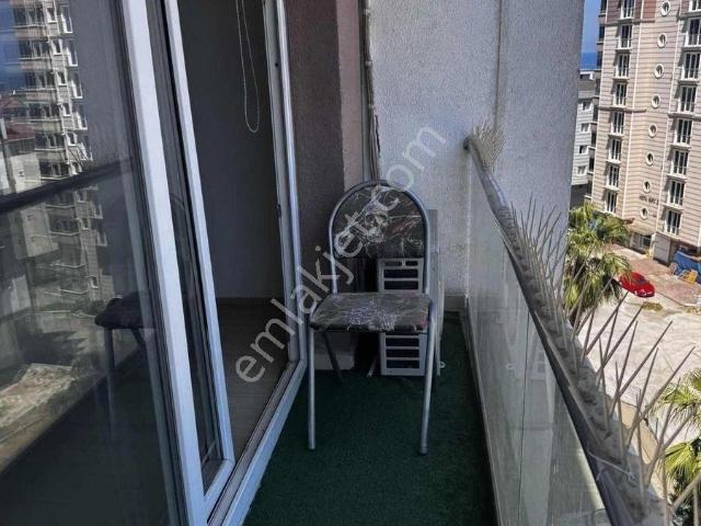 Truva / Onur Gündüzcü'den Eşyalı Geniş Arakat Kiralık 1+1