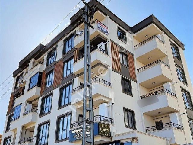 Truva / Onur Gündüzcü'den Güzel Konumda Kiralık 1+1 Ofis