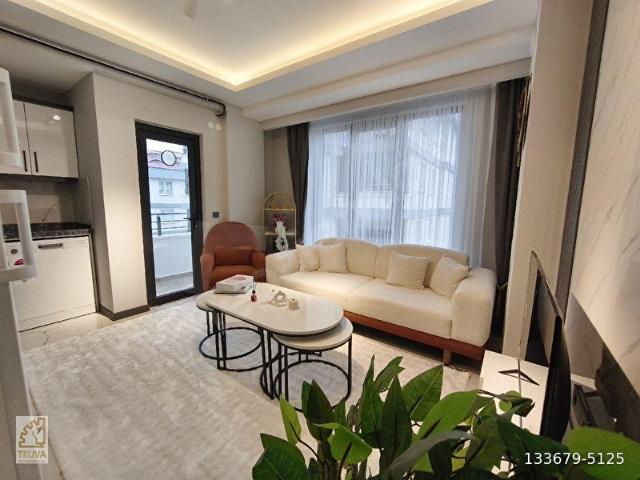 TRUVANAZIM DEMİRCİ'DEN SIFIR EŞYALI KİRALIK 1+1 LÜKS DAİRE