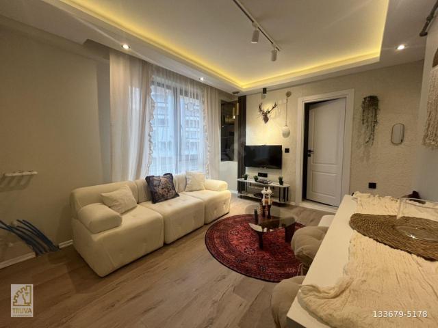 TRUVANAZIM DEMİRCİ'DEN SIFIR EŞYALI SATILIK 1+1 FIRSAT DAİRE
