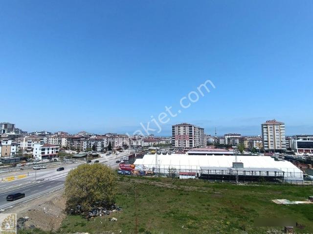 Truva/cağaloğlu Eski Fırın Lüks İşçilik Arakat Önü Kapanmz 1+1