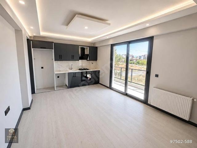 TRUVADAN BAHÇELİEVLERDE İYİ KONUMDA SATILIK 1+1 SIFIR DAİRE