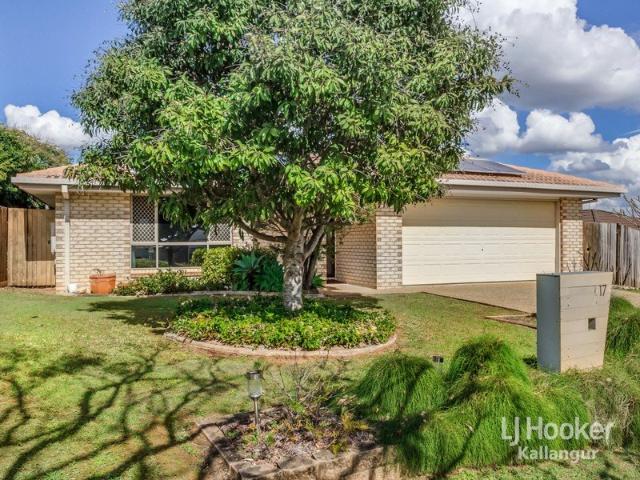 True Family Home with Outstanding Street Appeal