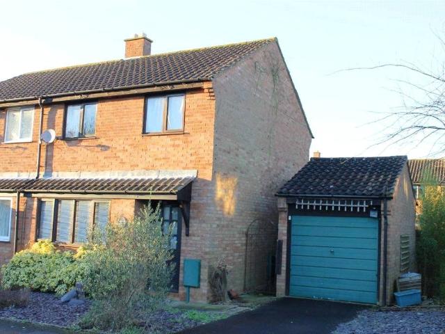 Trueman Place, Oldbrook, Milton Keynes MK6, 3 bed semi detached house to rent, £1,500 pcm | PrimeLocation