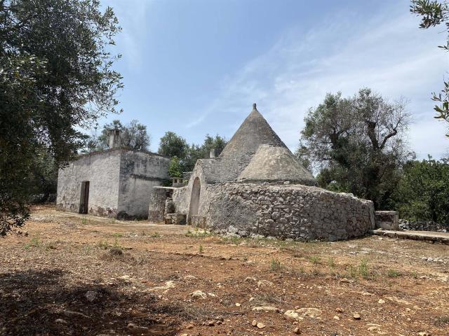 Trulli contrada Camarda Flat Tax al 7% per i pensionati str. 140m² Ceglie Messapica