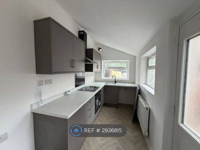 Truman St, Nottingham NG16, 3 bed terraced house to rent, £1,200 pcm | PrimeLocation
