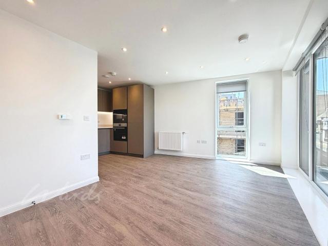 Truman Way, Dartford DA1, 1 bed flat to rent, £1,770 pcm | PrimeLocation
