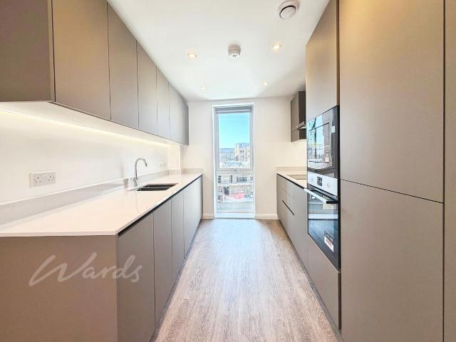 Truman Way, Dartford DA1, 3 bed flat to rent, £2,715 pcm | PrimeLocation