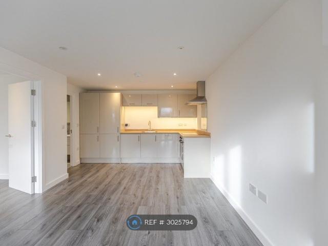Truro Hill, Penryn TR10, 1 bed flat to rent, £1,200 pcm | PrimeLocation