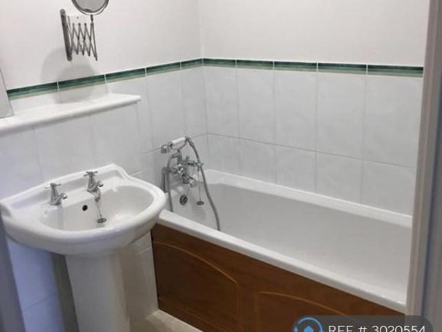 Truro Road, Ramsgate, CT11 2 bed flat to rent £1,100 pcm £254 pw