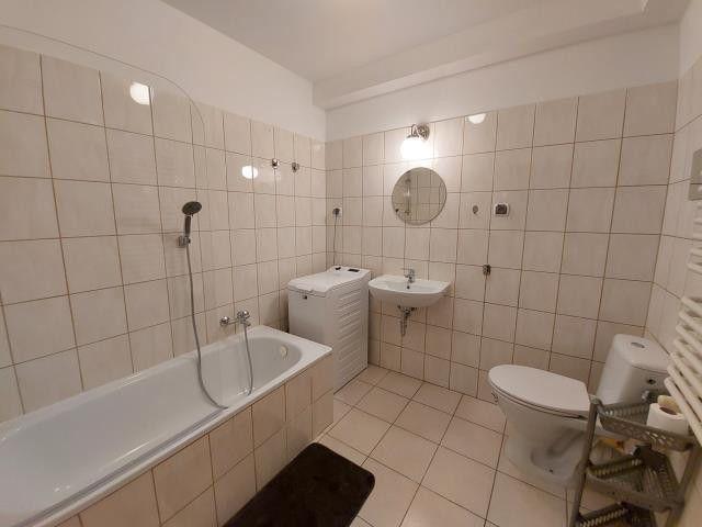 Trzy osobne pokoje w ścisłym centrum Katowic!