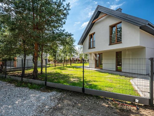 Zapraszam do obejrzenia nowoczesnego domu 231 m² w Trzcianach