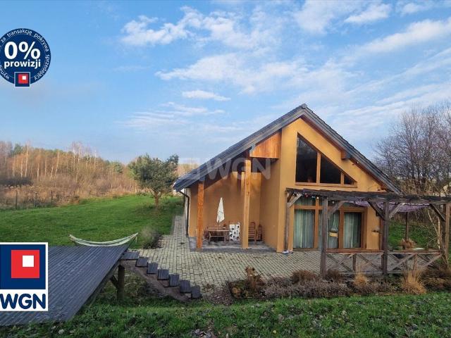 Nowoczesny dom 130 m2 z antresolą i garażem