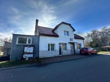 Dom z potencjałem na biznes i mieszkanie, 250 m2