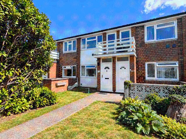 Two bed maisonette to rent High Street, Hayes