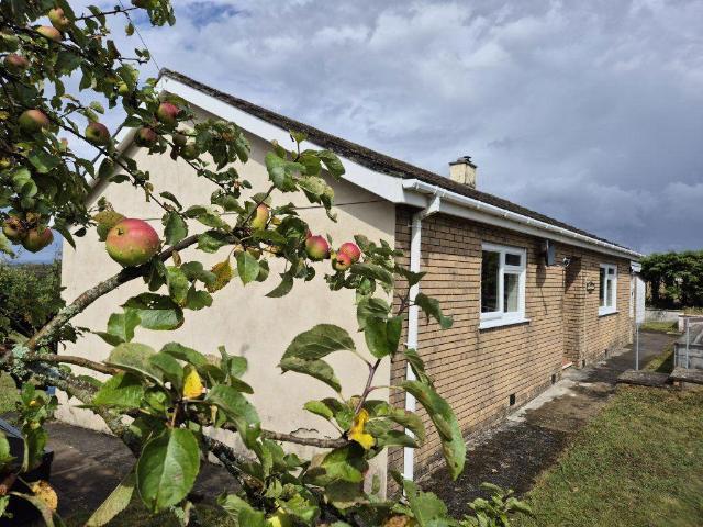 Two bed bungalow, Capel Seion 2 bed bungalow to rent £850 pcm £196 pw