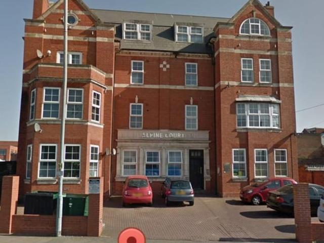 Two bed flat in B1 Birmingham City Centre