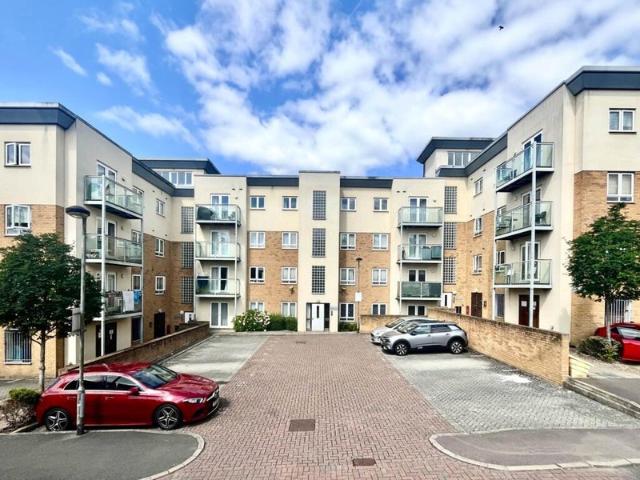 Two Bed Flat Todd Close