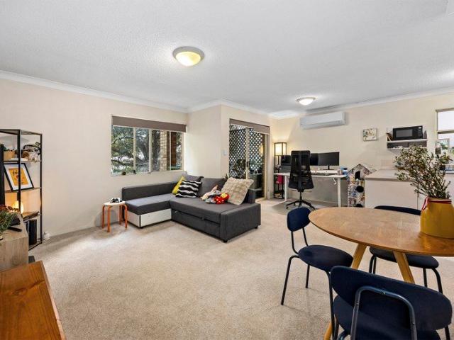 Two Bed, Two Bath Apartment with Tranquil Park Views!