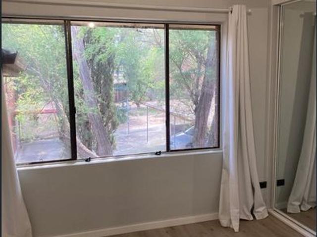 #TWO BED TOWNHOUSE #LOCK UP GARAGE #10 MIN FROM TRAIN STATION