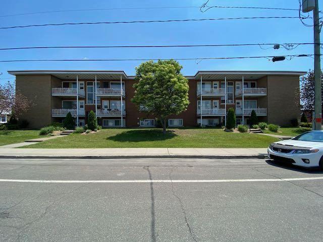 Two Bedroom 4.5 103 105 111 Rue Bouchard, Granby
