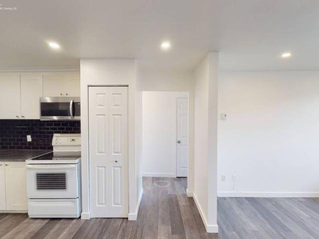 Two Bedroom 4.5 166 Rue Bourgeois, Granby