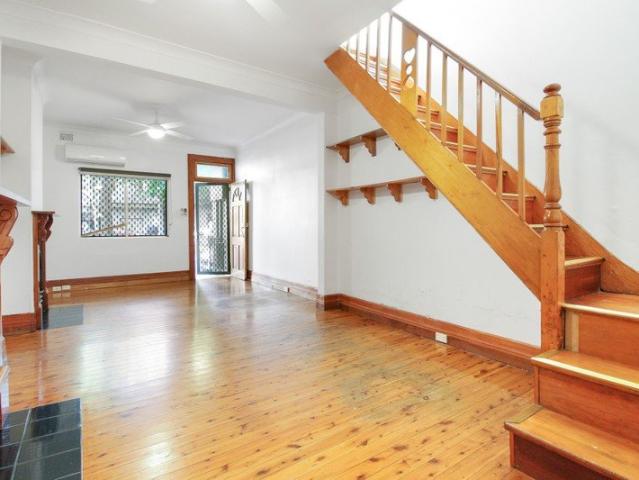 Two Bedroom Terrace with Backyard in the heart of Pyrmont!