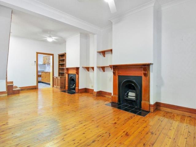 Two Bedroom Terrace with Backyard in the heart of Pyrmont!