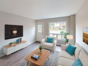 London, Ontario - Garden, Parking, Cellar