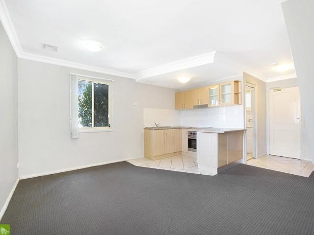 Two Bedroom Townhouse Close to Wollongong Hospital