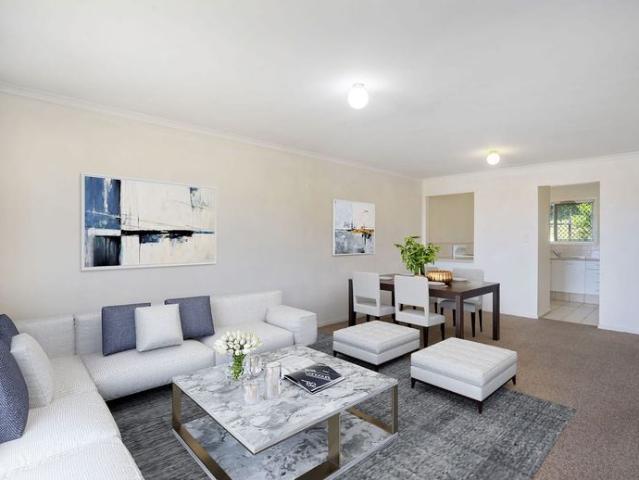 Two Bedroom townhouse in Convenient Merrimac Location