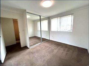 TWO BEDROOM TOWNHOUSE IN A GREAT LOCATION!