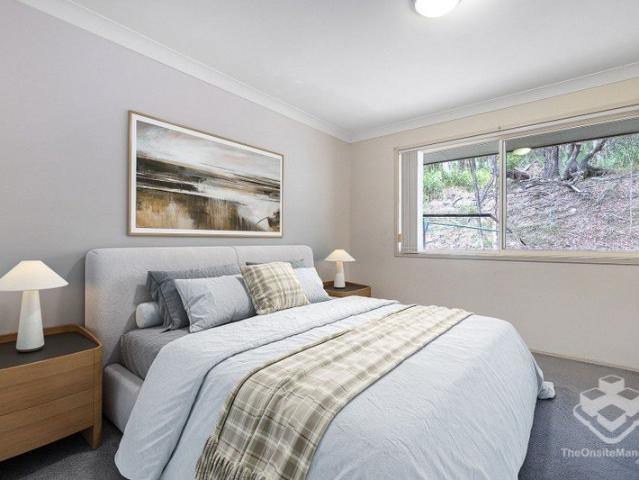 Two Bedroom Townhouse in a Peaceful Bushland Setting