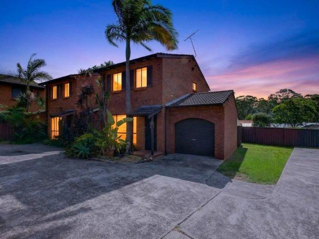 Two Bedroom Townhouse in a Quiet Ingleburn Pocket