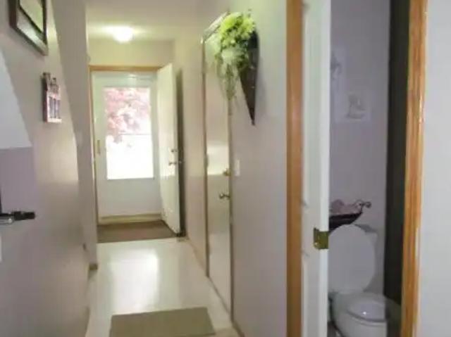 Two bedroom townhouse in McKenzie Lake available October 1