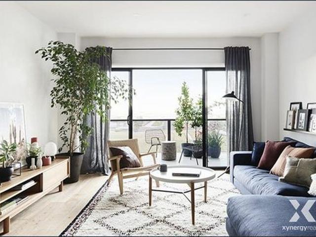 Two Bedroom Townhouse in Saratoga Estate