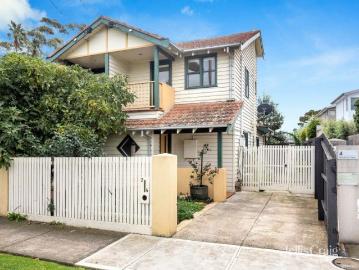 Two Bedroom Townhouse in Williamstown North