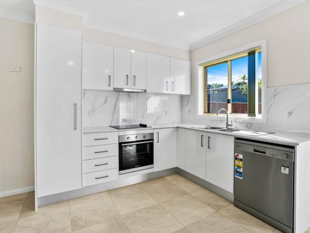Two bedroom, two bathroom Granny Flat with private entrance and yard