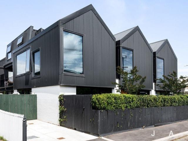 TWO BEDROOM, TWO BATHROOM LUXURY TOWNHOUSE