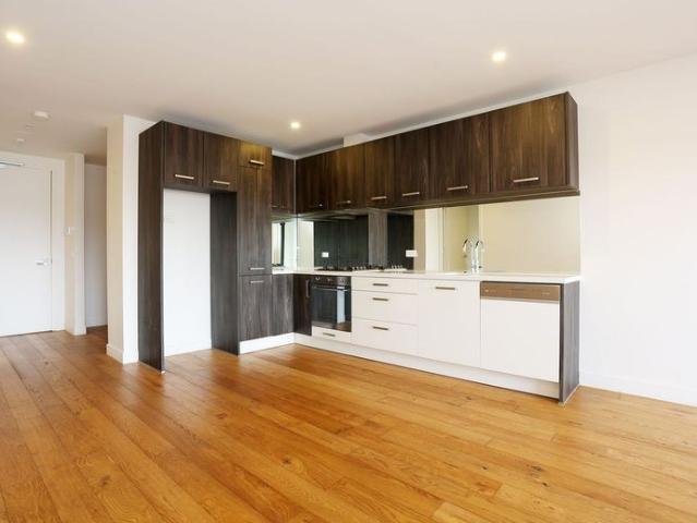 Two Bedroom, Two Bathrooms and Separate Study