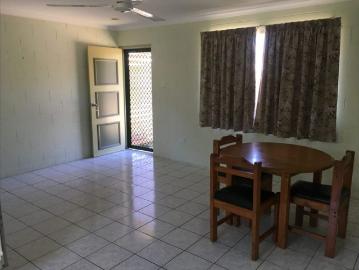 Two Bedroom Unit On Victoria Street