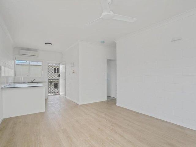 Two Bedroom Unit Close To Town