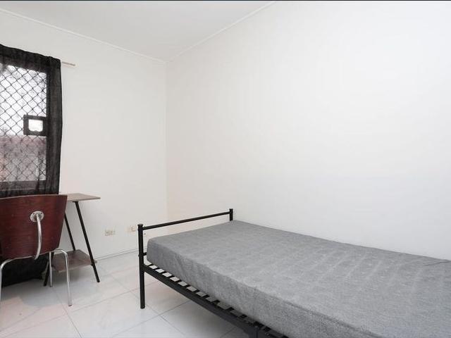 Two Bedroom Unit close to University