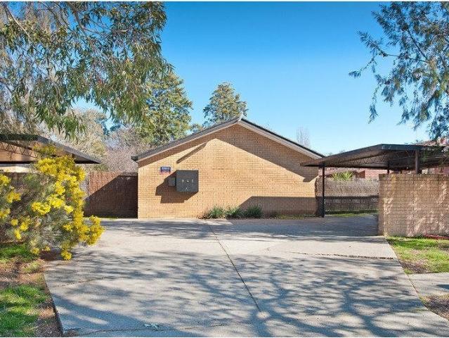 TWO BEDROOM UNIT IN NORTH ALBURY