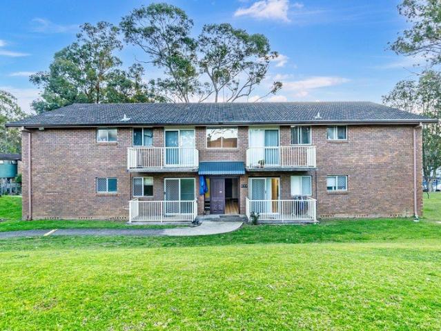 Two Bedroom Unit in a Well Maintained Complex