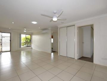 TWO BEDROOM UNIT IN BUNDABERG SOUTH!