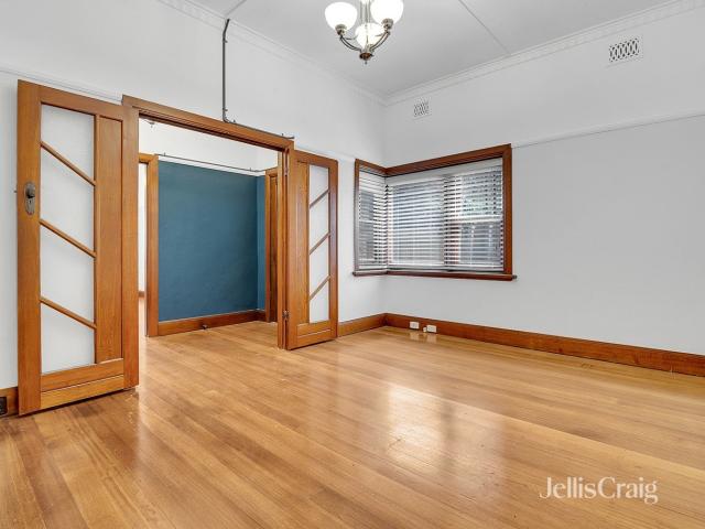 Two Bedroom Unit in Brunswick